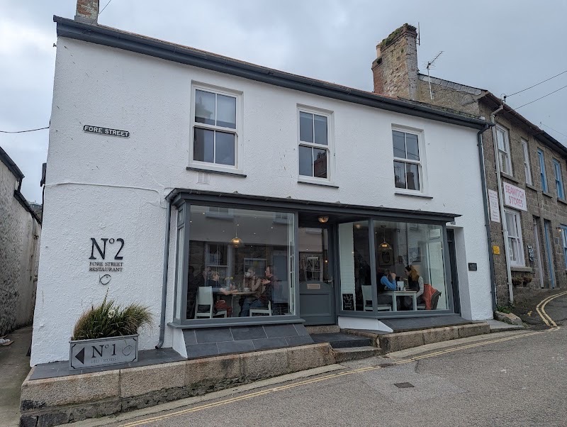2 Fore Street, Mousehole